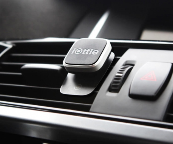 Автомобільний тримач для смартфона iOttie Car Holder Vent Mount iTap Mini Magnetic (HLCRIO155)